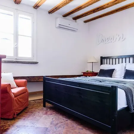 Apartment Altido Cozy Apt For 4 Close To Basilica Di Sant'ambrogio Milan